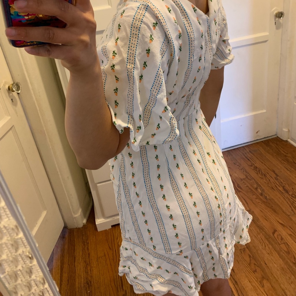 Forever21 whit flower dress